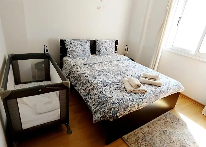 Center Walking To The 2 Bedrooms アパート ラルナカ